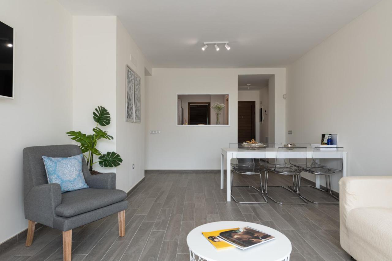 Homeforguest Flat With Large Terrace In Modern Residential Complex With Swimming Pool Caleta De Fuste Exteriör bild
