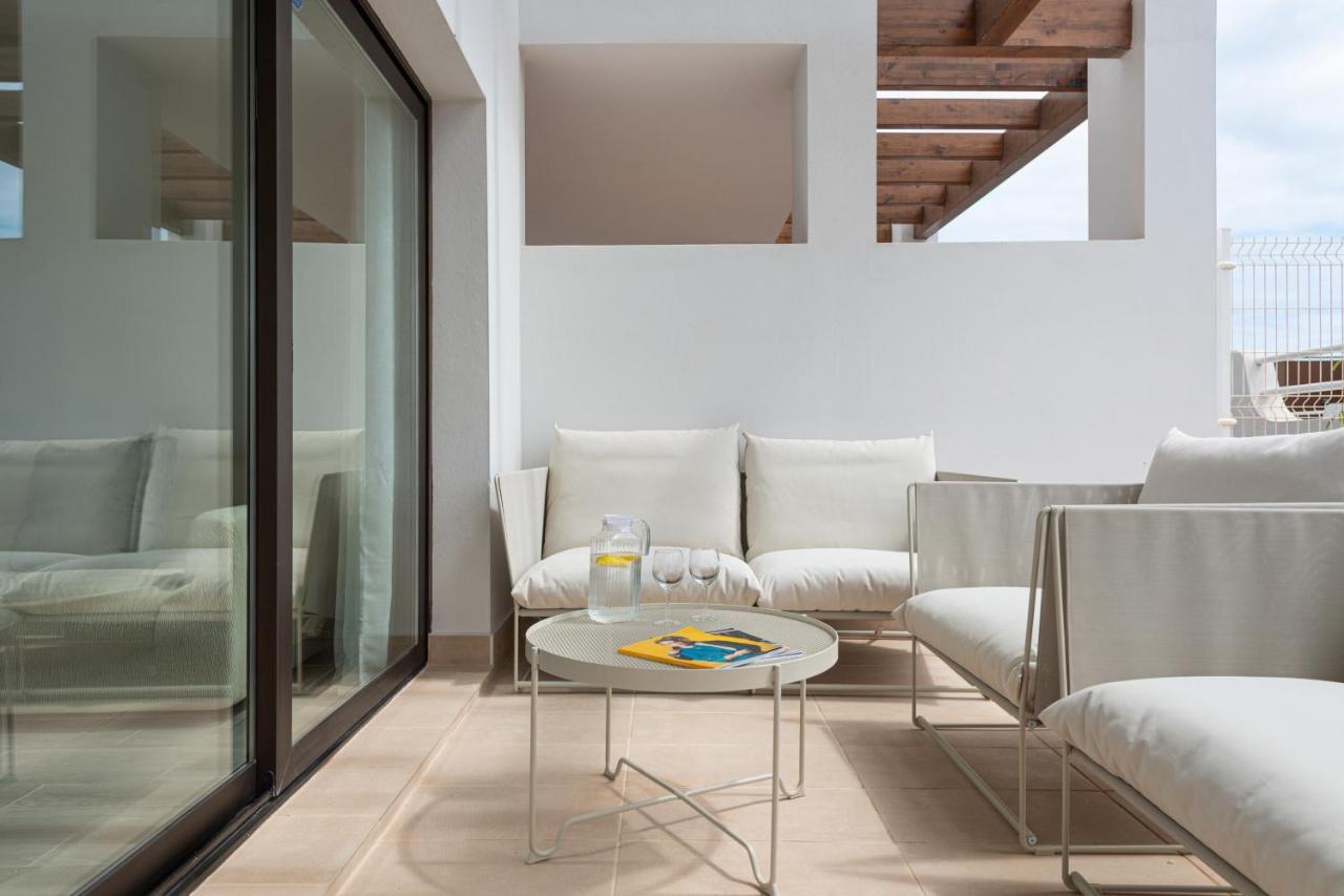Homeforguest Flat With Large Terrace In Modern Residential Complex With Swimming Pool Caleta De Fuste Exteriör bild