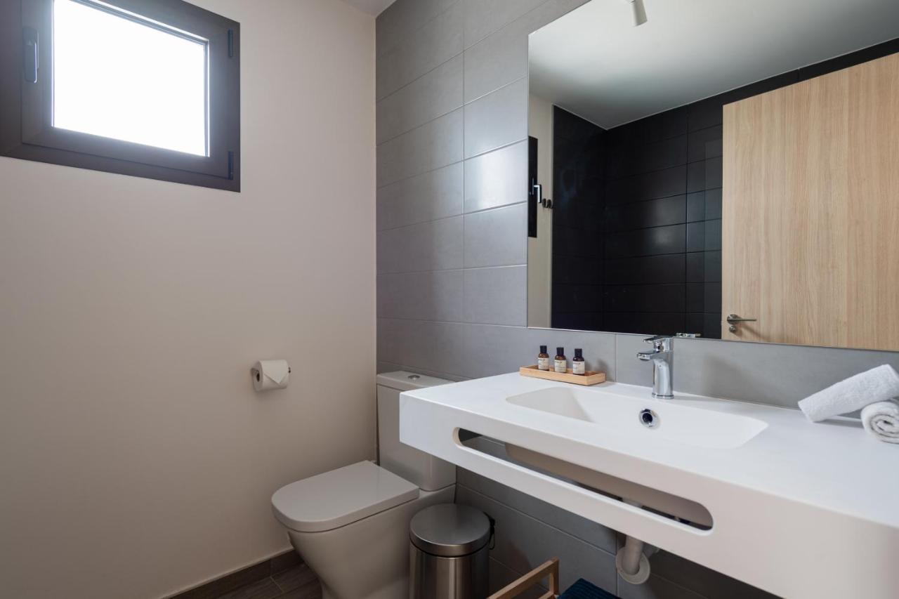 Homeforguest Flat With Large Terrace In Modern Residential Complex With Swimming Pool Caleta De Fuste Exteriör bild