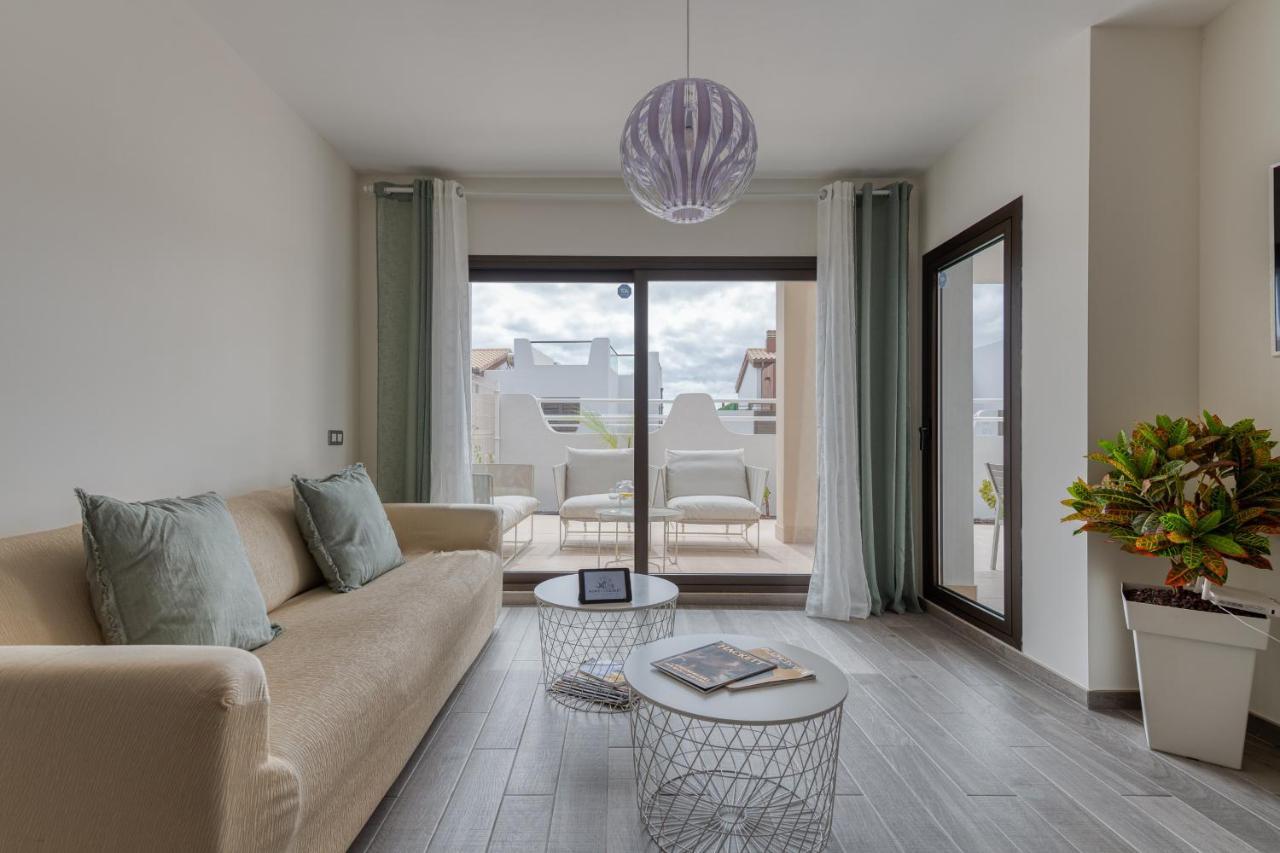 Homeforguest Flat With Large Terrace In Modern Residential Complex With Swimming Pool Caleta De Fuste Exteriör bild